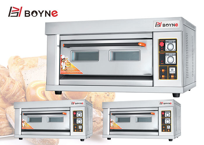 240V Commercial Stainless Steel Bread Deck Oven Gas Type Single Deck Three Trays